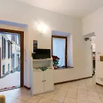 Gigi House Semesterbostad *